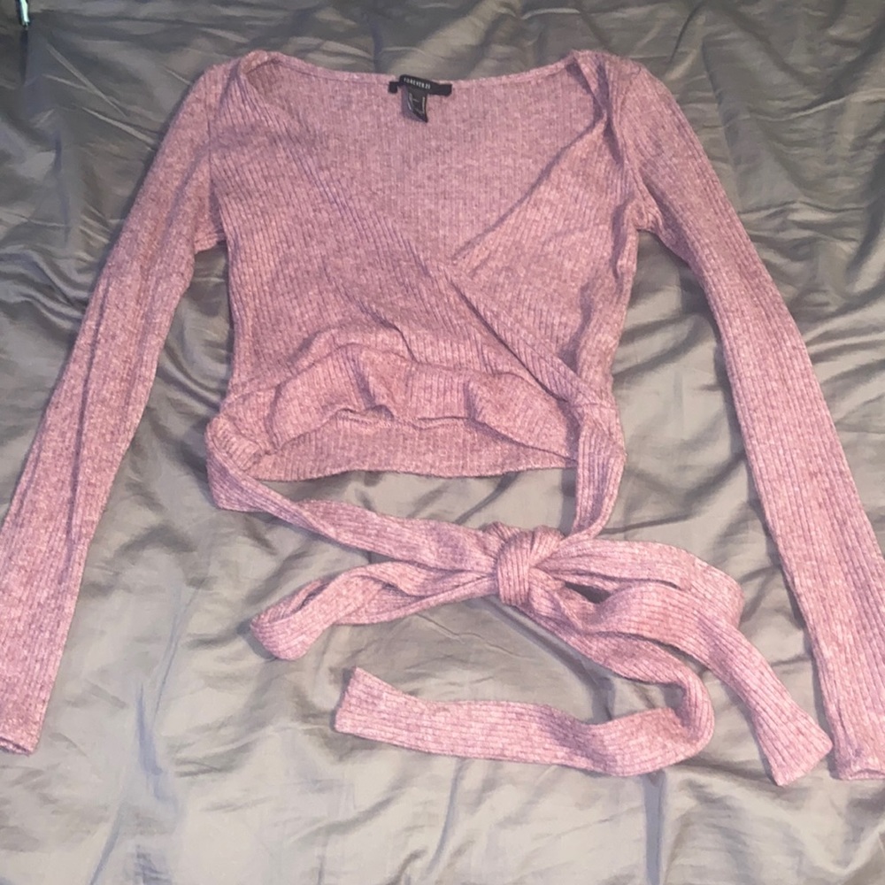 Forever 21 criss cross tie crop top size medium